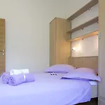 Apartament Athina *