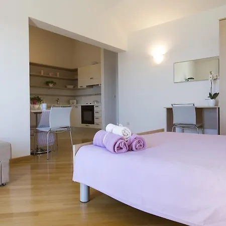 Lägenhet Apartmani Athina Tučepi